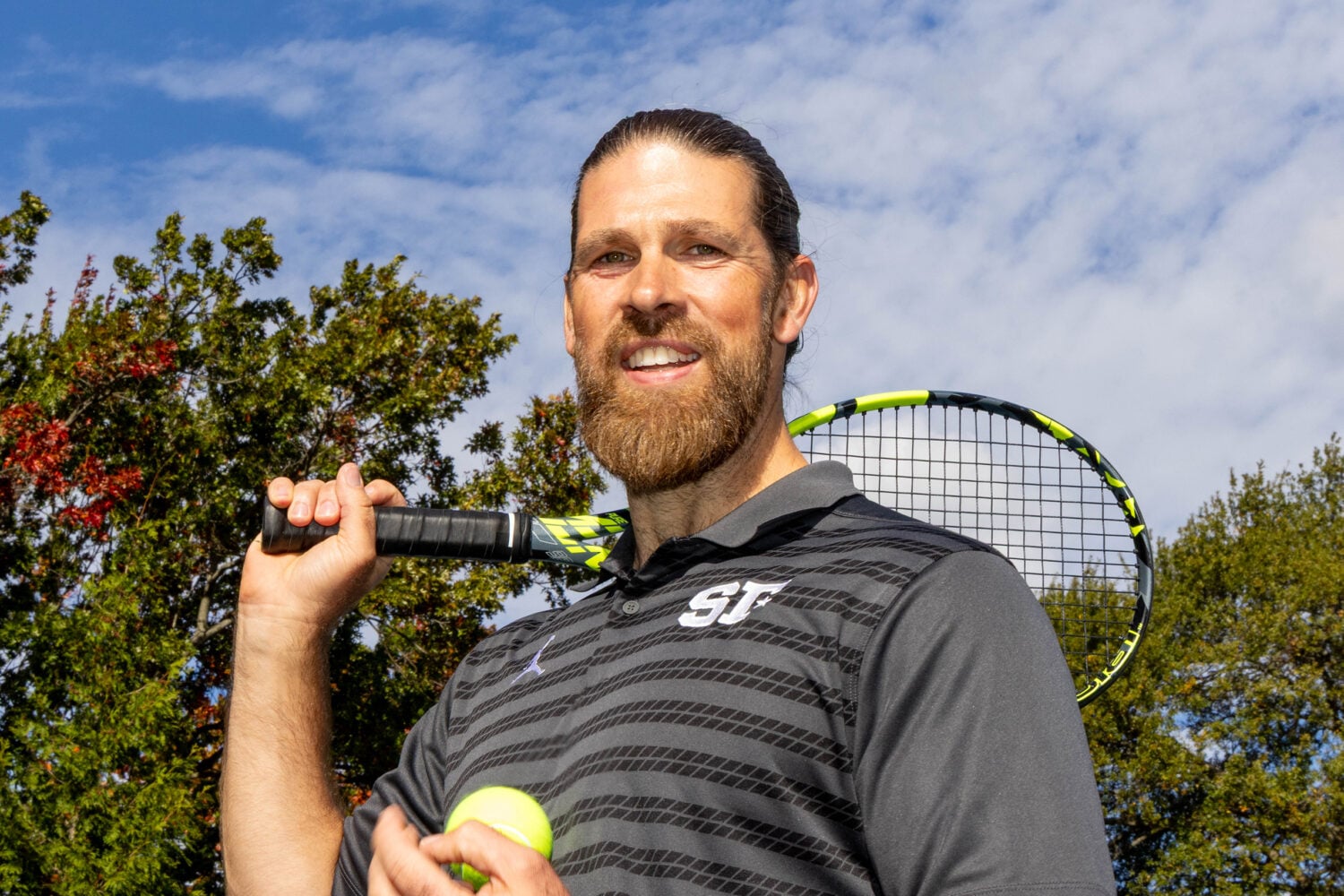 Sidwell’s Tennis Coach Does Wild Trick Shots