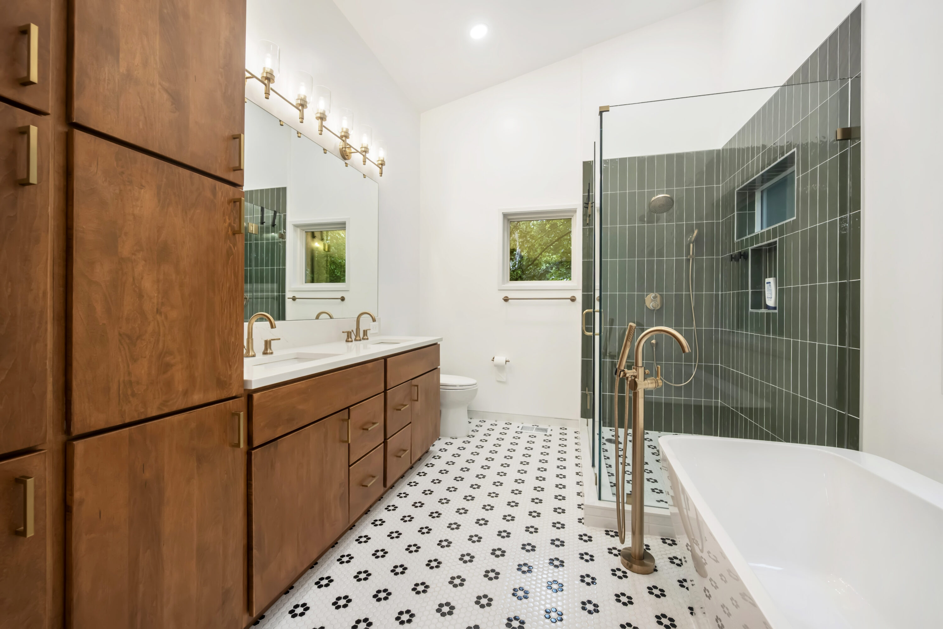7614HamiltonSpringRd-Photo-4 - Washingtonian