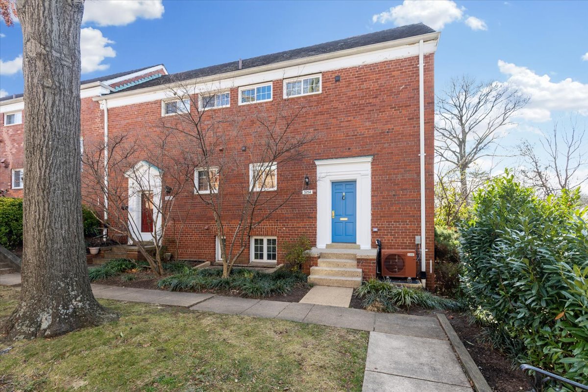 10-613A7342 - Washingtonian