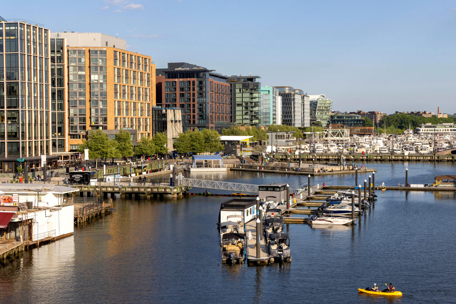 Neighborhood Guide: Where to Eat, Shop, and Play in the Wharf and Southwest Waterfront