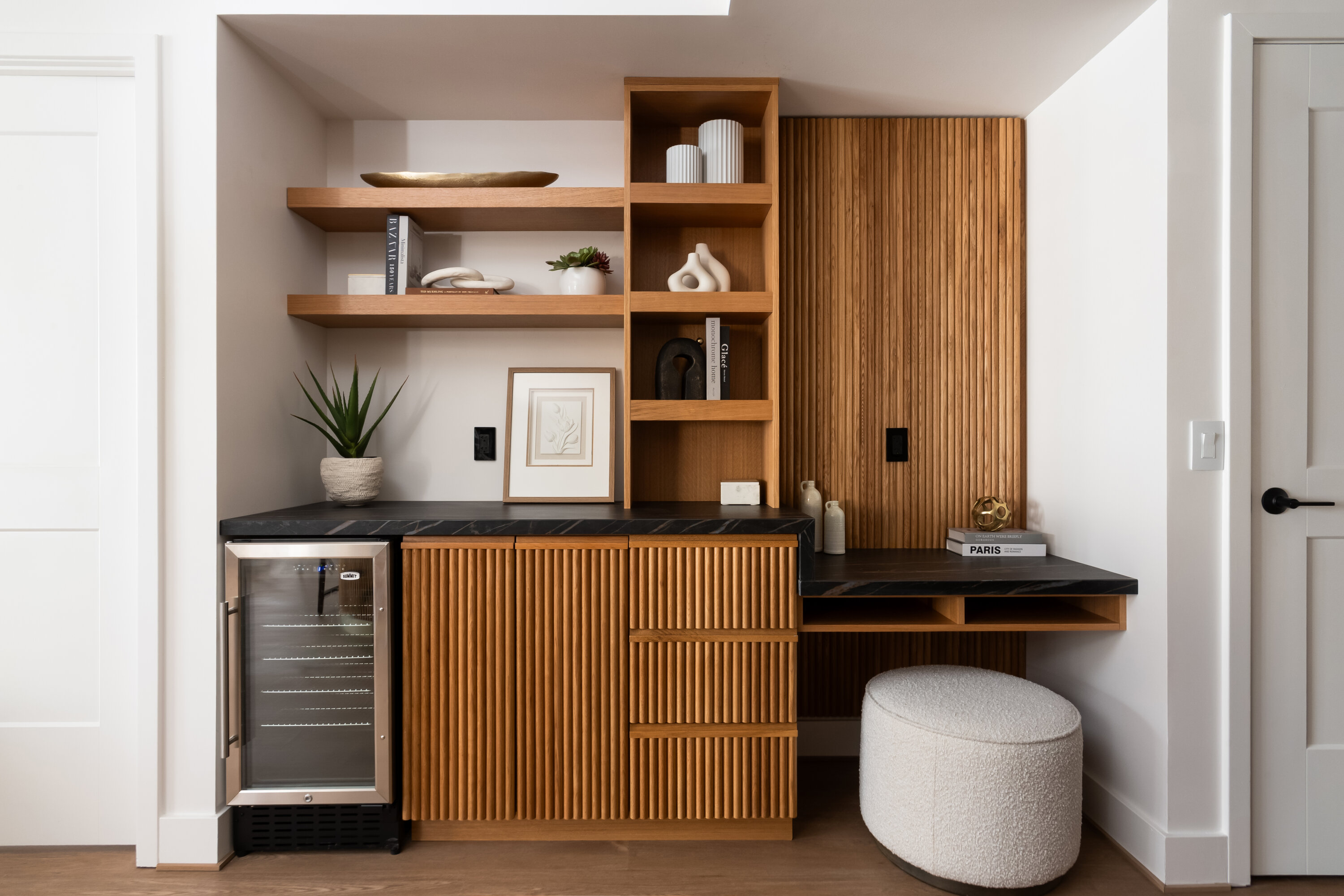 Accolade_Int_Desk_StudioTrejo_1125 - Washingtonian