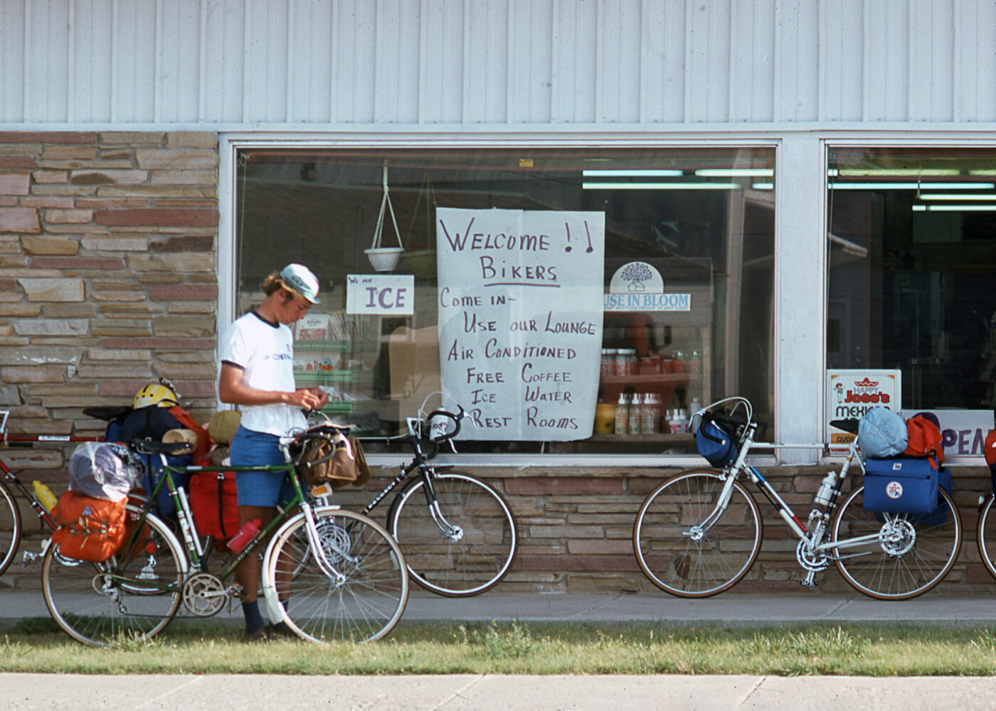 TA76-Kansas Store_photo by Dan Burden