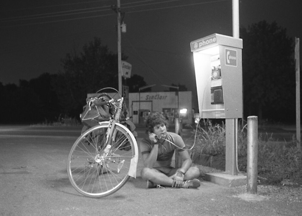 TA76_phone_MO_Dan-Burden
