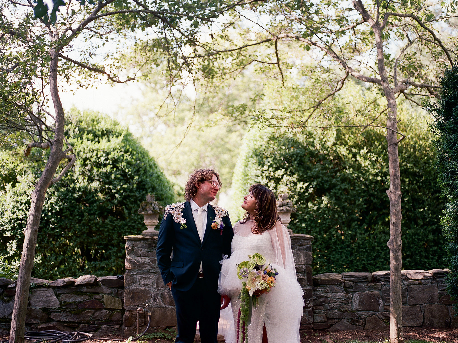Alexis Matthews Wedding | Little Oatlands VA - Washingtonian Alexis & Matthew's Wedding | Little Oatlands, VA