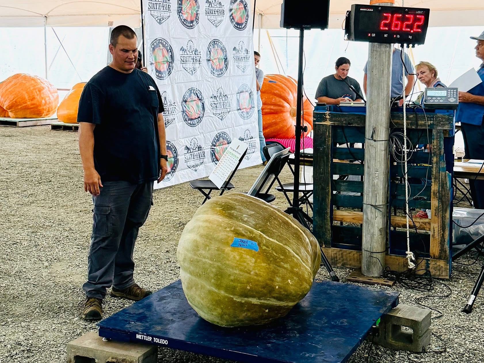 How a Local Gardener Grew a Record-Breaking Squash